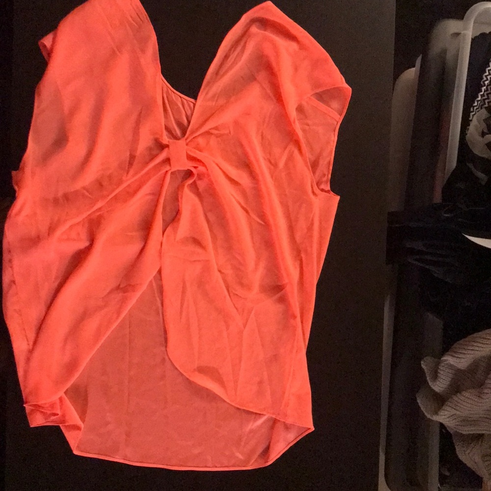 Express hot orange top